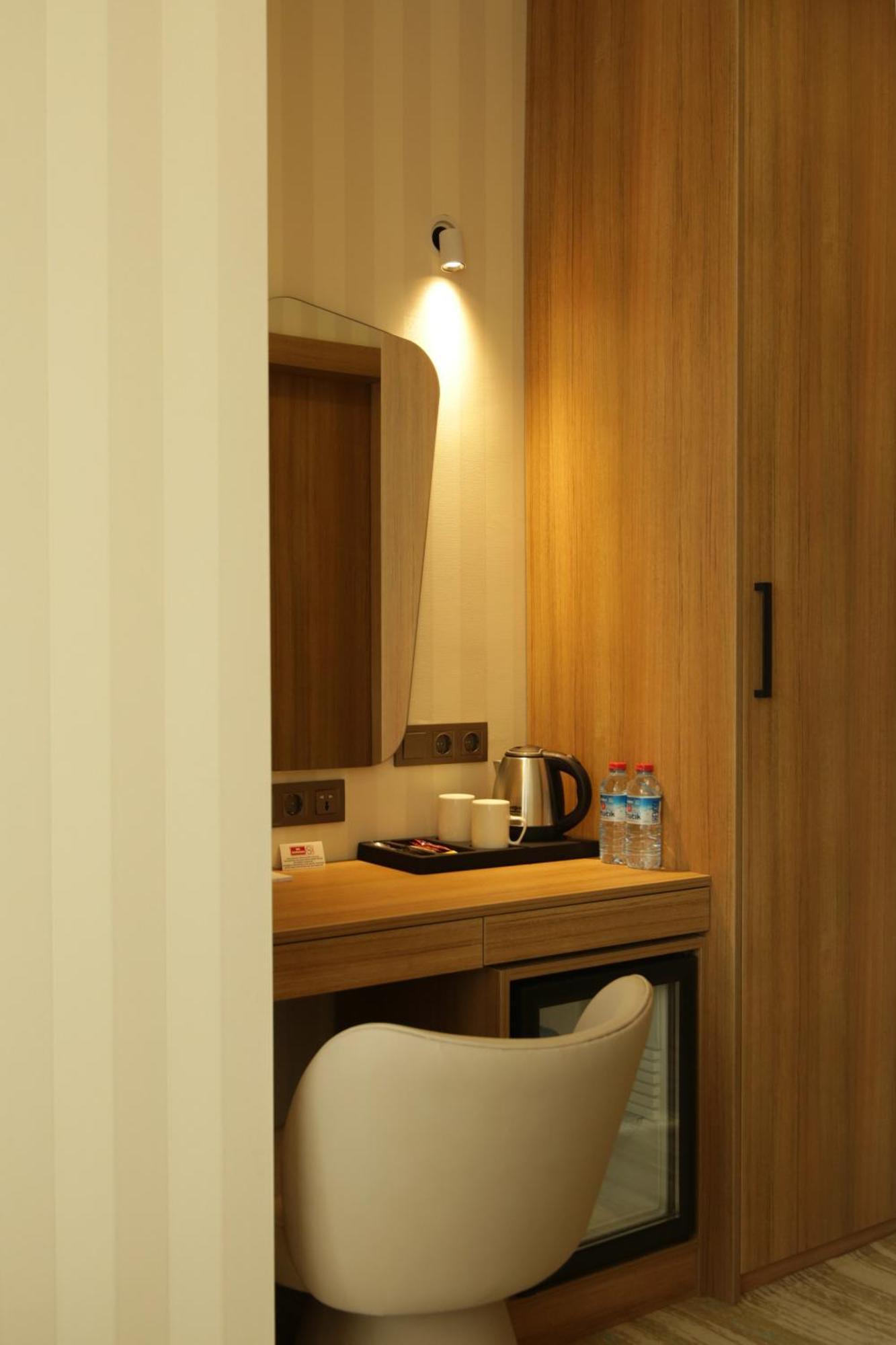 Otel Tress